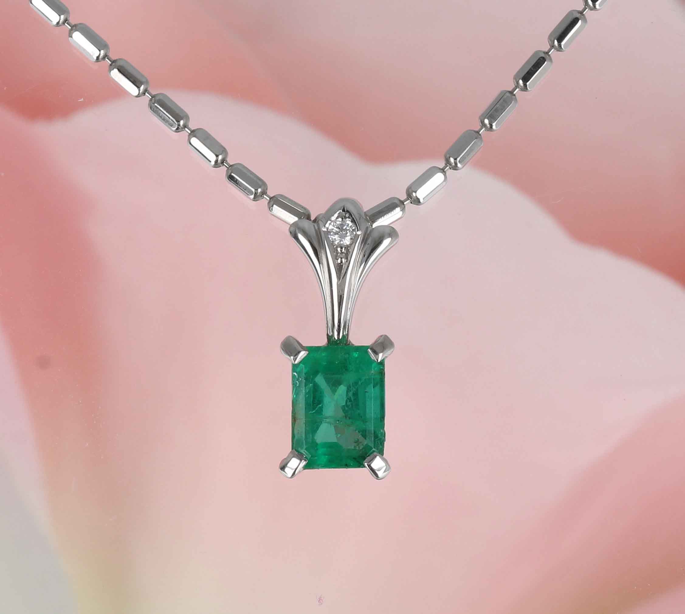 おばあ様の指輪をペンダントにジュエリーリフォーム